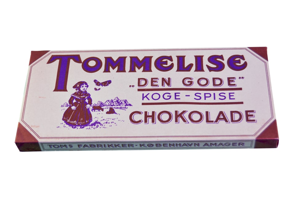 Tommelise-koge-spise-chokolade